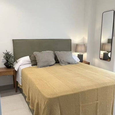 Location longue durée d’un appartement moderne de 2 pièces, 70 m², à Elche, Espagne